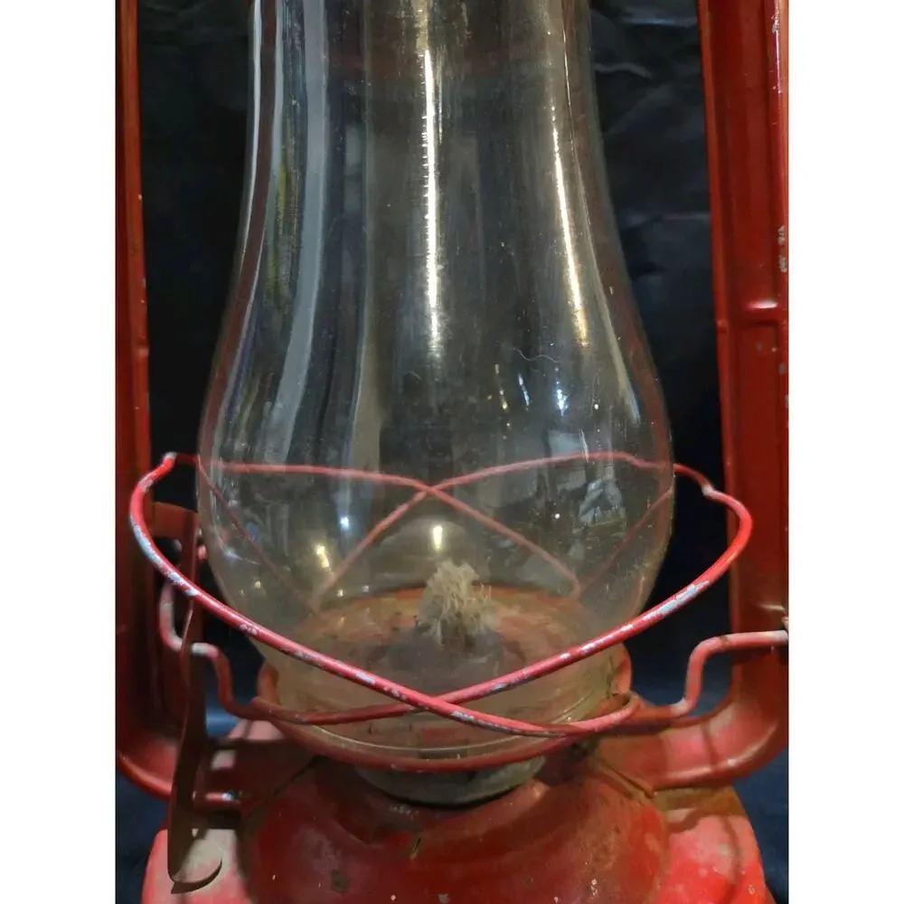 Vntg Anchor Brand Kerosene Lamp Red 14.5 In